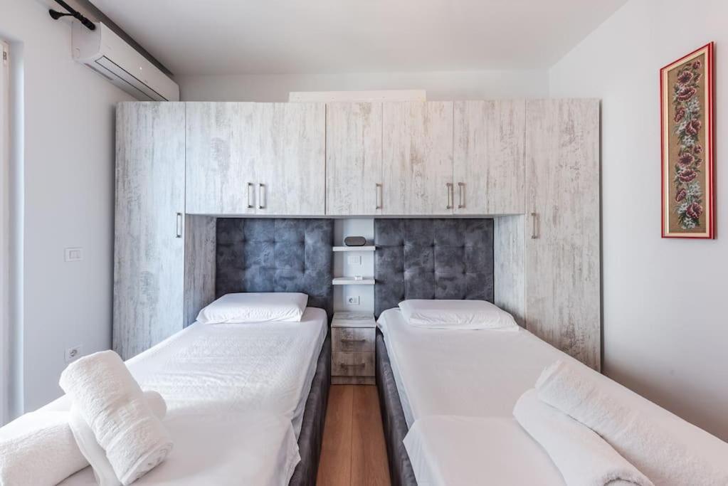 Seaview Luxury Suite By Ps Golem  Exterior foto